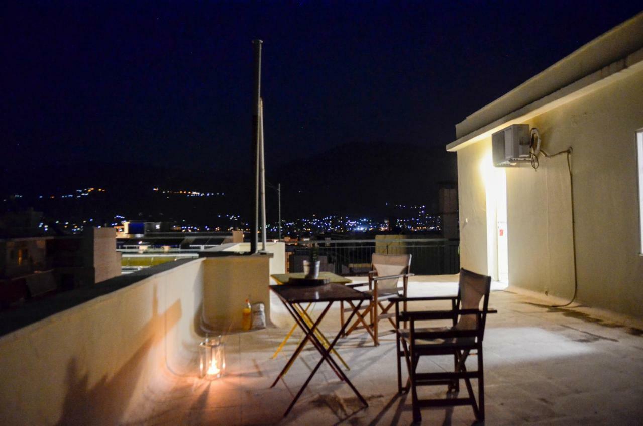 Apartment Sky Housetop Kalamata